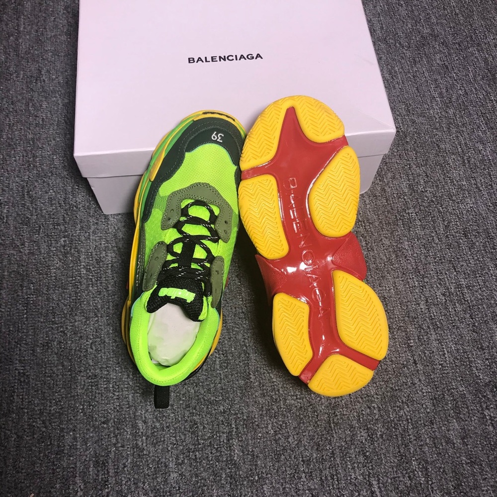 BALENCIAGA Triple S sneakers - Picture 7 of 7